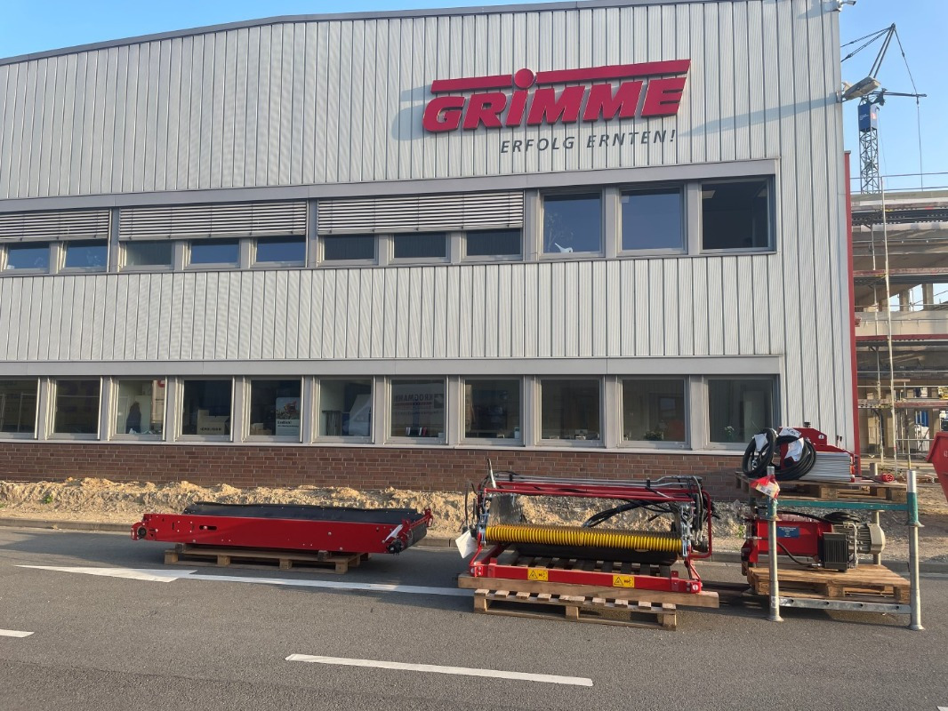 Grimme SG 160-14 - Mesin pemanen: gambar 1 Grimme SG 160-14 - Mesin pemanen: gambar 1