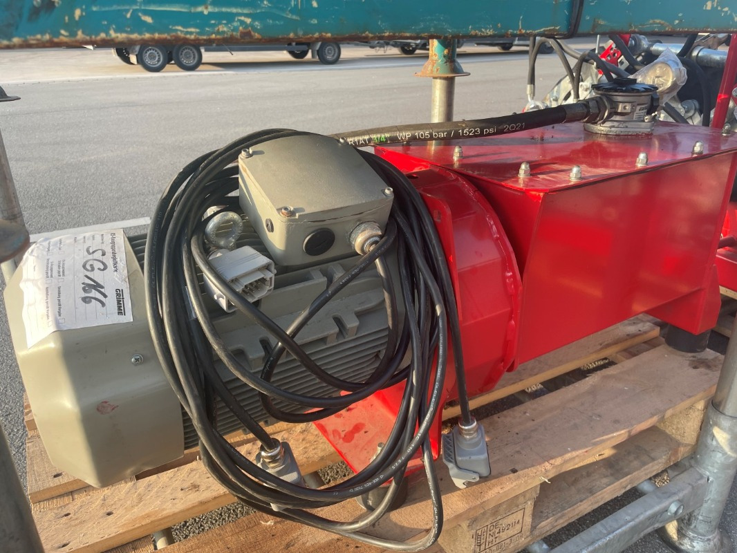 Grimme SG 160-14 - Mesin pemanen: gambar 4 Grimme SG 160-14 - Mesin pemanen: gambar 4