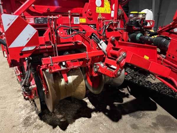 Grimme EVO 280 ClodSep Gen II - Mesin pemanen: gambar 5 Grimme EVO 280 ClodSep Gen II - Mesin pemanen: gambar 5