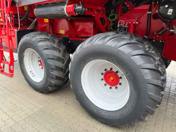 Grimme EVO 290 AirSep - Mesin pemanen: gambar 5 Grimme EVO 290 AirSep - Mesin pemanen: gambar 5