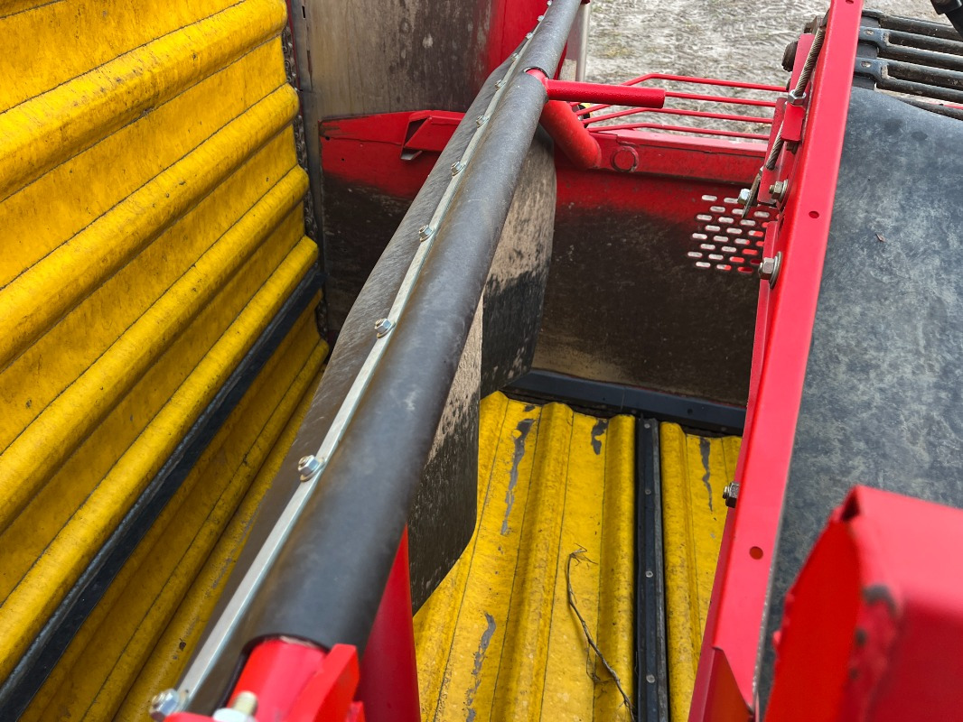 Grimme SE 75-55-UB - Mesin pemanen: gambar 3 Grimme SE 75-55-UB - Mesin pemanen: gambar 3