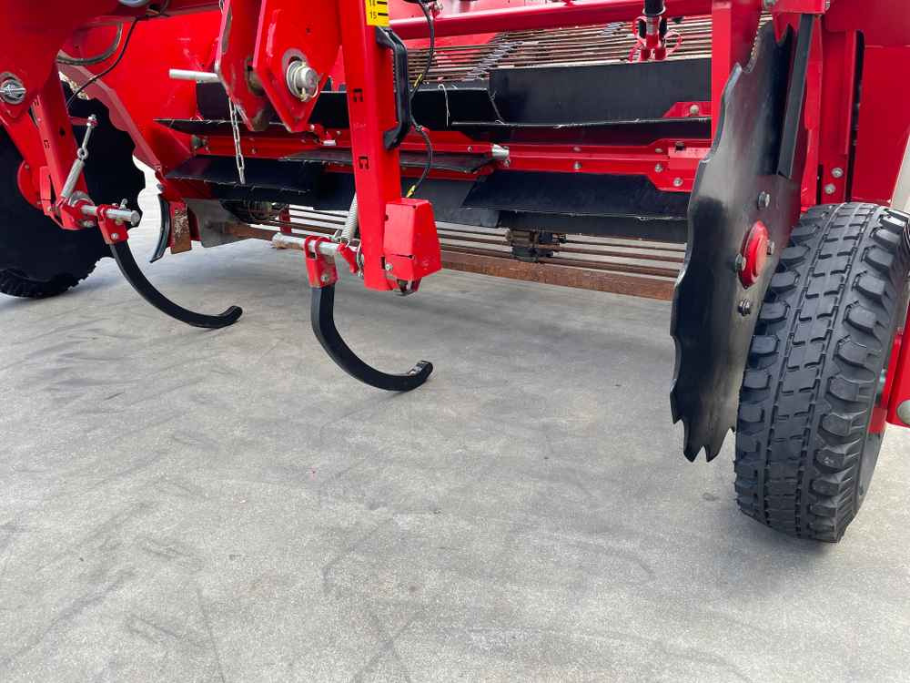 Grimme WV 205 - Mesin pemanen anggur: gambar 2 Grimme WV 205 - Mesin pemanen anggur: gambar 2