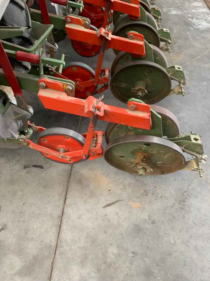 Bor benih Nodet PL 2: gambar 12 Bor benih Nodet PL 2: gambar 12