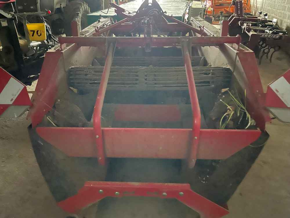 Grimme WV 165 - Mesin pemanen anggur: gambar 4 Grimme WV 165 - Mesin pemanen anggur: gambar 4