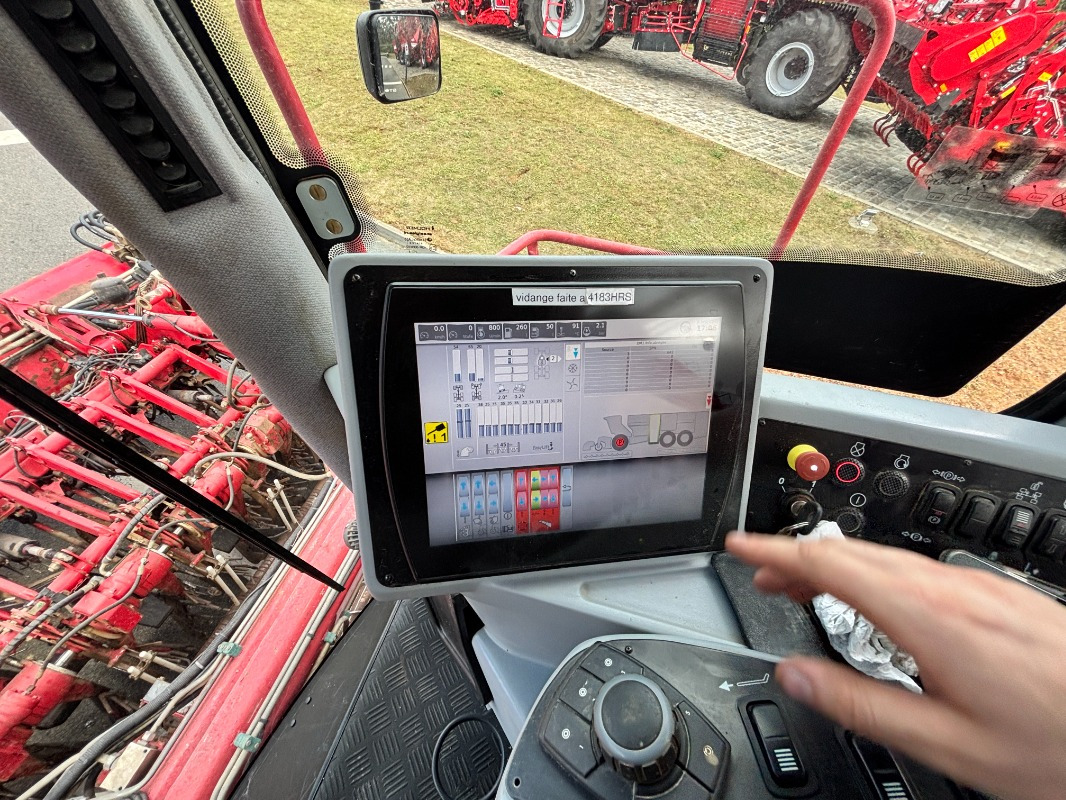 Holmer T4-40 - Mesin pemanen: gambar 3 Holmer T4-40 - Mesin pemanen: gambar 3