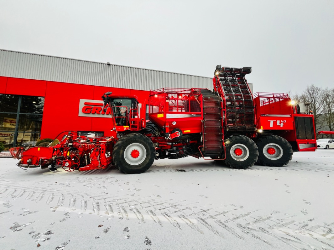 Holmer T4-40 - Mesin pemanen: gambar 1 Holmer T4-40 - Mesin pemanen: gambar 1