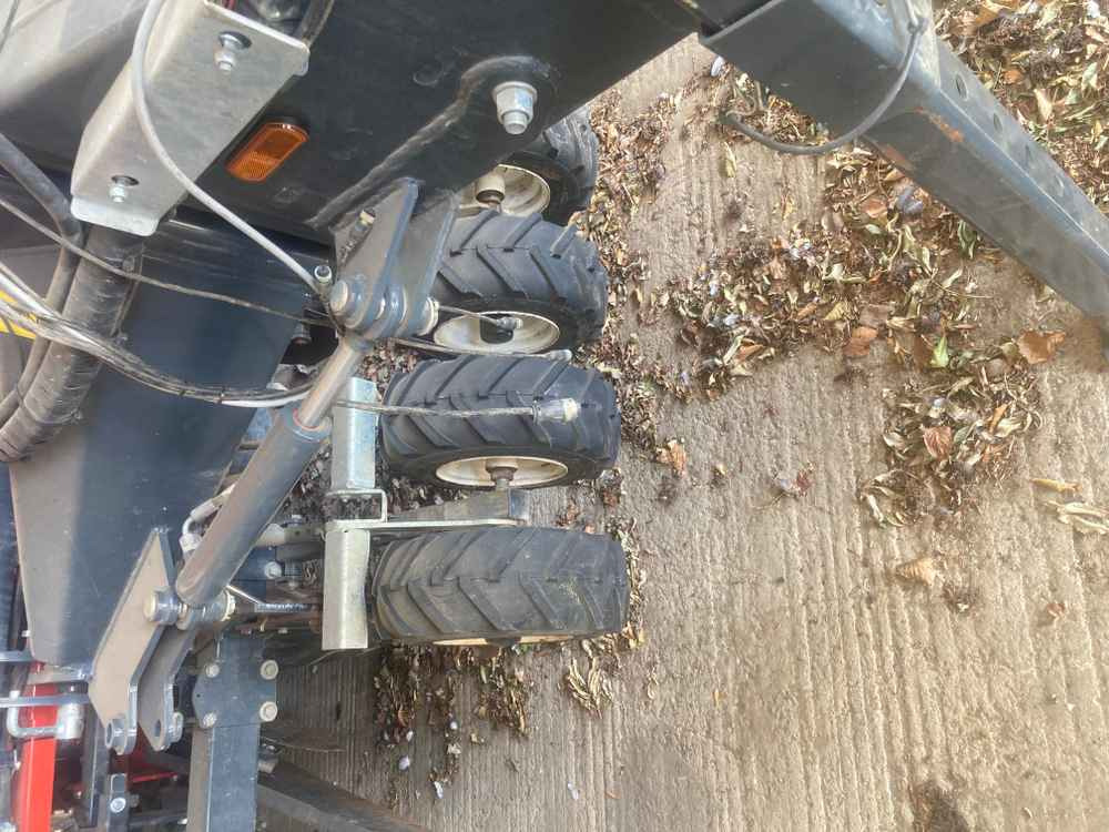 Dewulf Dewulf MS 2000,B.V S1A, 2 Row, Potato, Belt Planter - Mesin pemanen: gambar 5 Dewulf Dewulf MS 2000,B.V S1A, 2 Row, Potato, Belt Planter - Mesin pemanen: gambar 5