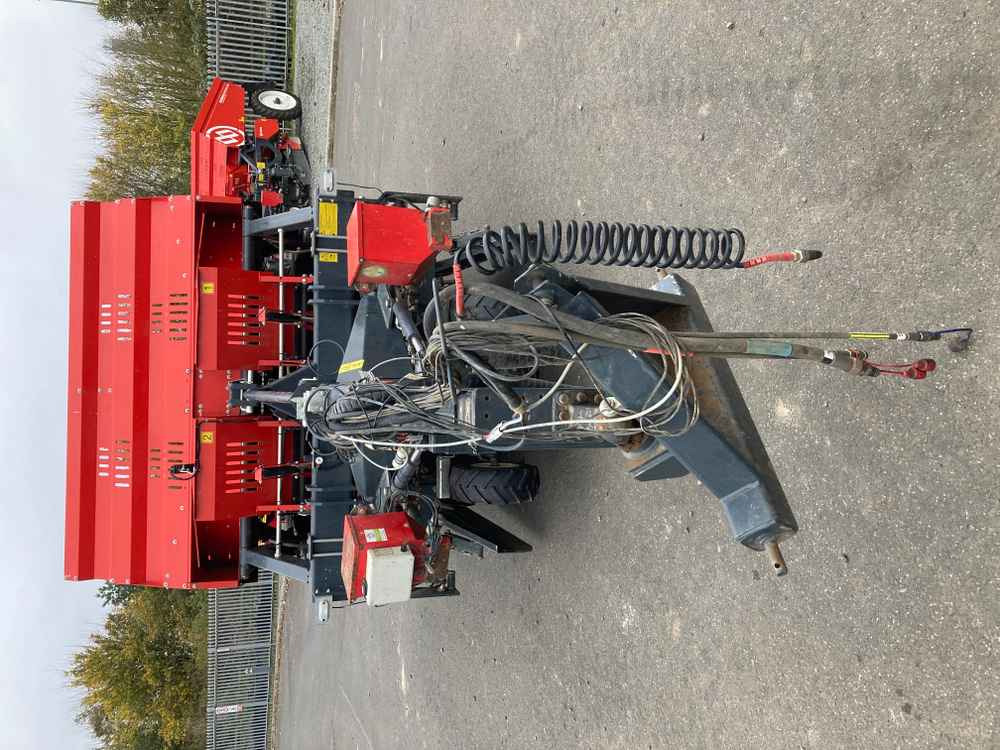 Dewulf Dewulf, MS 2000 RS, 2 Row, Trailed, Belt, Potato Planter - Mesin pemanen: gambar 3 Dewulf Dewulf, MS 2000 RS, 2 Row, Trailed, Belt, Potato Planter - Mesin pemanen: gambar 3