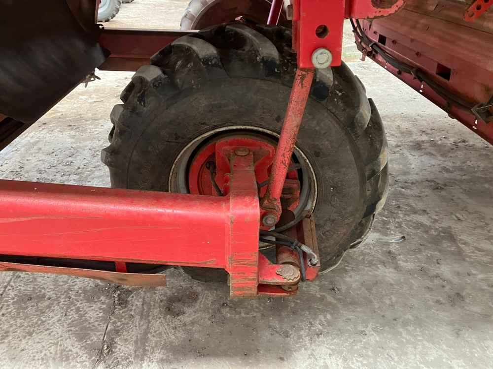 Grimme GT 170 - Mesin pemanen: gambar 4 Grimme GT 170 - Mesin pemanen: gambar 4