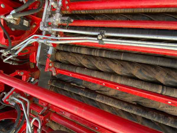 Grimme SELECT 200 - Mesin pemanen: gambar 3 Grimme SELECT 200 - Mesin pemanen: gambar 3