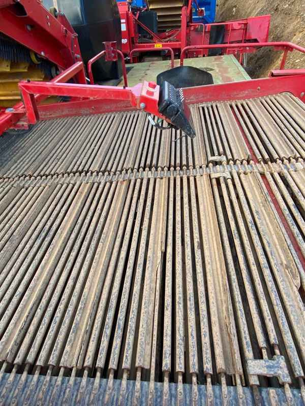 Grimme SELECT 200 - Mesin pemanen: gambar 2 Grimme SELECT 200 - Mesin pemanen: gambar 2