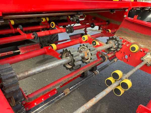 Grimme VARITRON 470 TT GEN III - Mesin pemanen: gambar 3 Grimme VARITRON 470 TT GEN III - Mesin pemanen: gambar 3