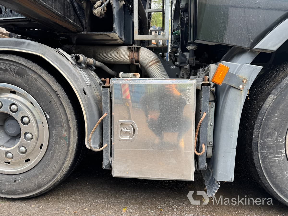 Truk flatbed, Truk derek Bodbil Volvo FH 82F med Fassi F820 kran & jib: gambar 30