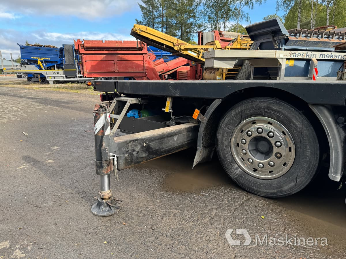 Truk flatbed, Truk derek Bodbil Volvo FH 82F med Fassi F820 kran & jib: gambar 49