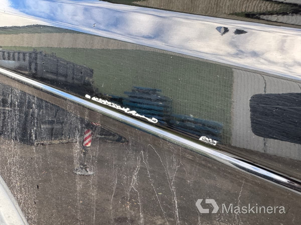 Truk flatbed, Truk derek Bodbil Volvo FH 82F med Fassi F820 kran & jib: gambar 18