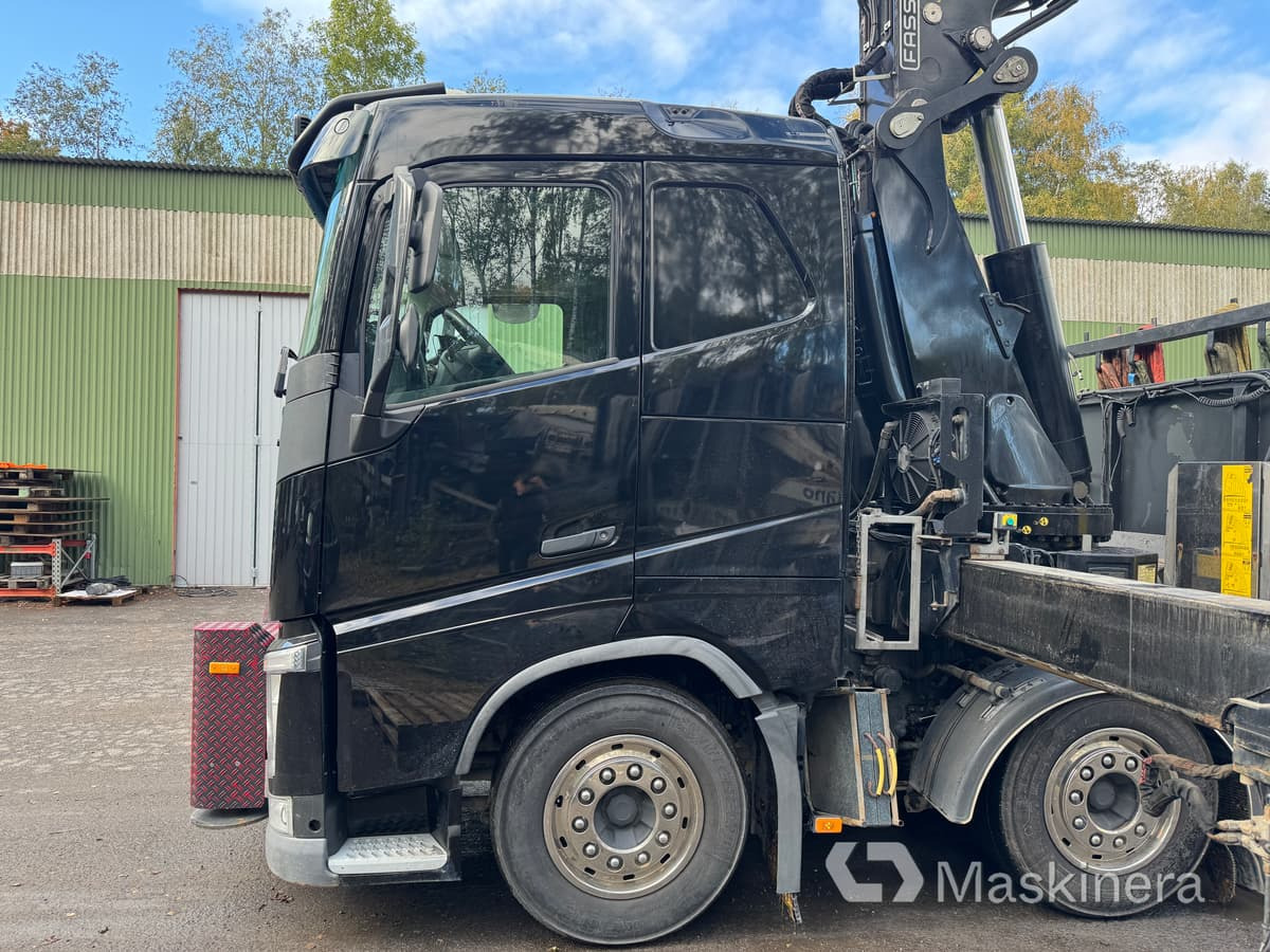 Truk flatbed, Truk derek Bodbil Volvo FH 82F med Fassi F820 kran & jib: gambar 16