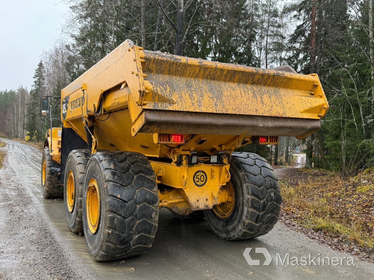 Dumper Volvo A25E 6x6 - Tempat sampah artikulasi: gambar 5 Dumper Volvo A25E 6x6 - Tempat sampah artikulasi: gambar 5