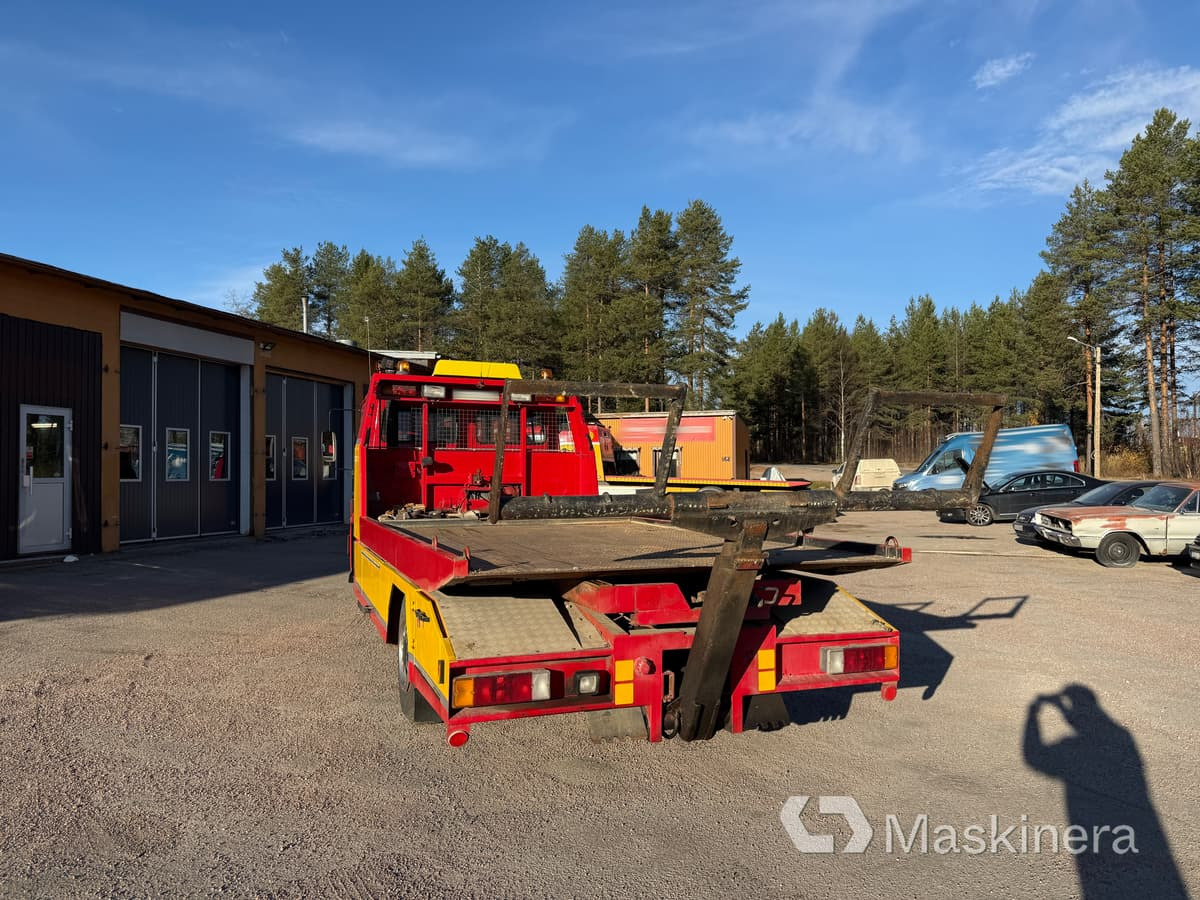 Flakbärgare Volvo FL 611 - Mobil derek: gambar 4 Flakbärgare Volvo FL 611 - Mobil derek: gambar 4