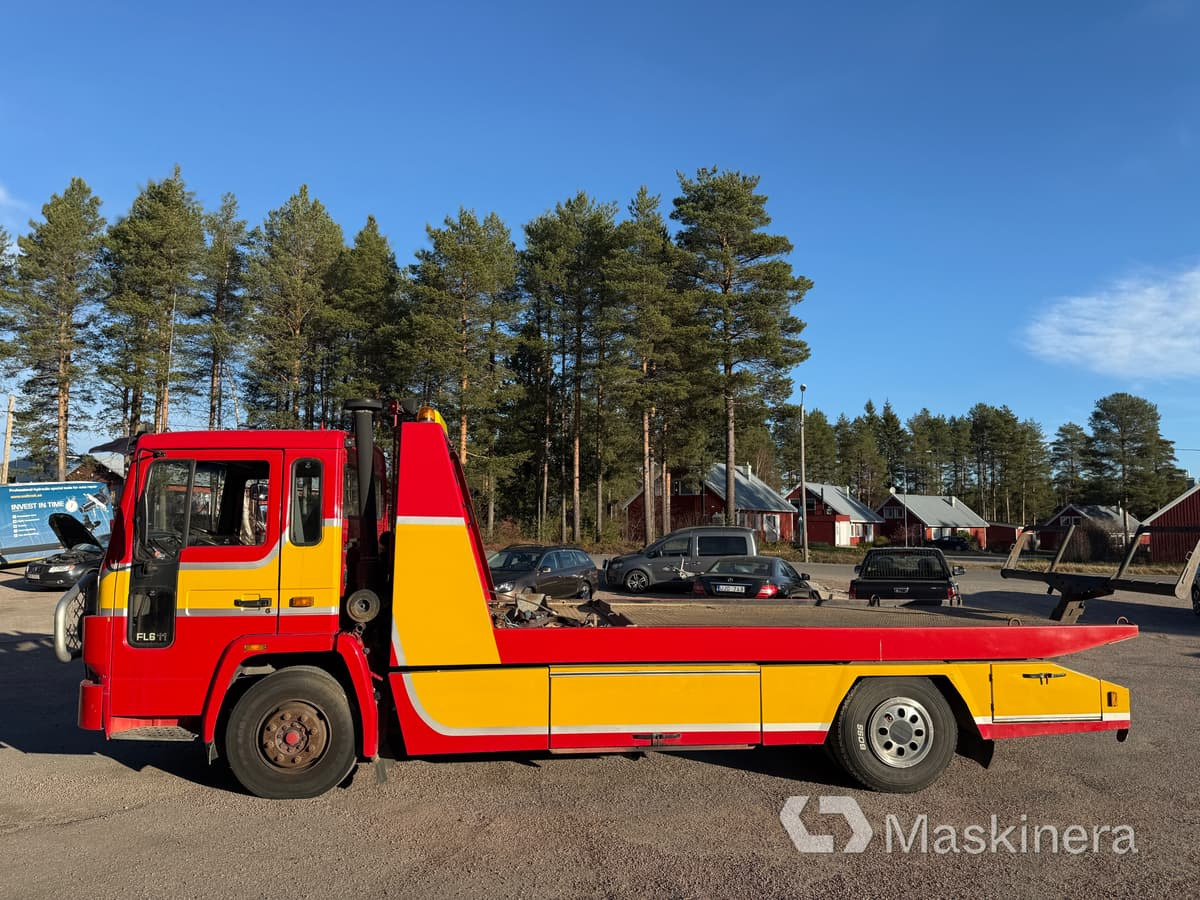 Flakbärgare Volvo FL 611 - Mobil derek: gambar 2 Flakbärgare Volvo FL 611 - Mobil derek: gambar 2