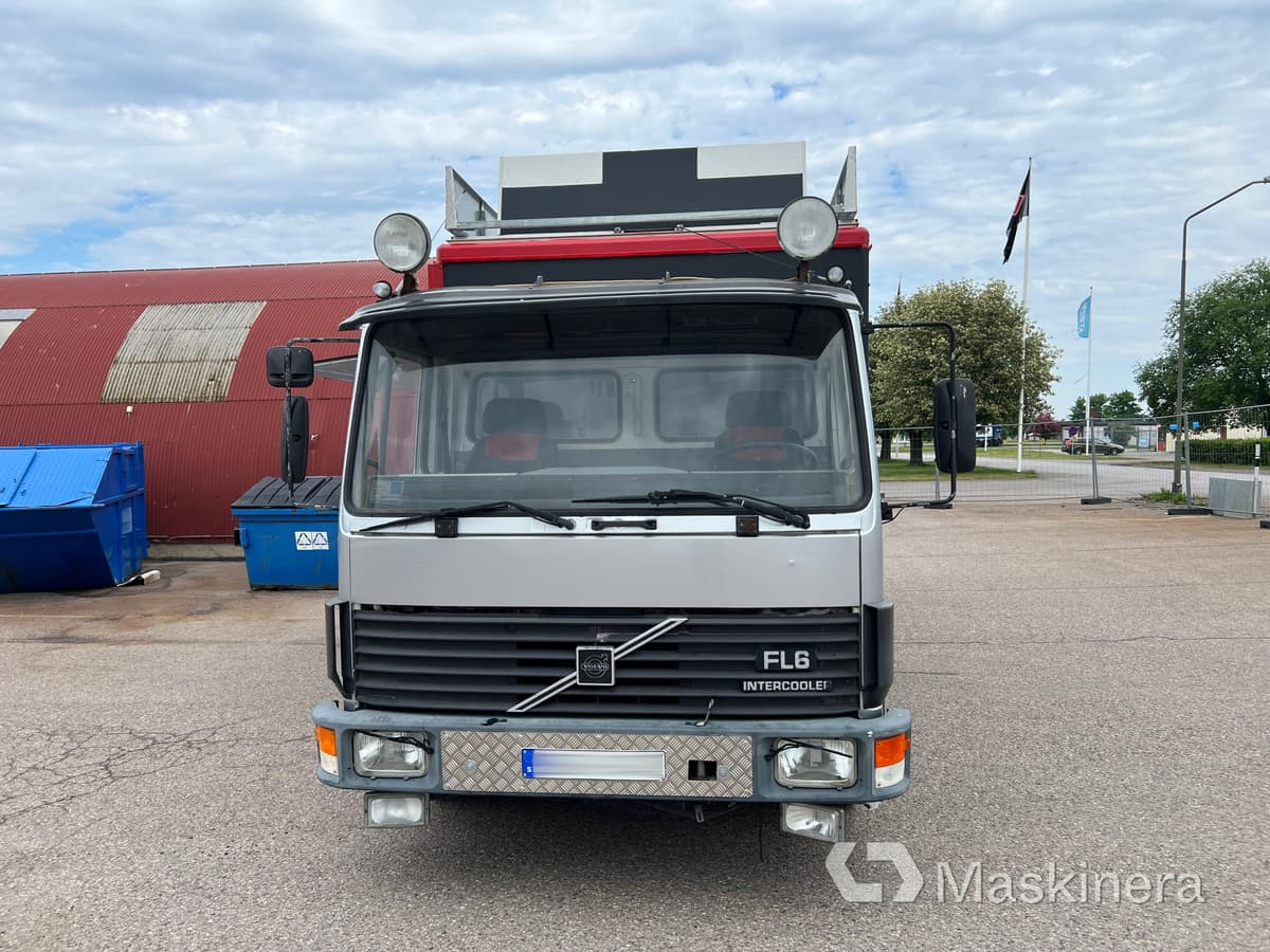 Foodtruck Volvo FL611 4X2 - Truk penjual: gambar 2 Foodtruck Volvo FL611 4X2 - Truk penjual: gambar 2