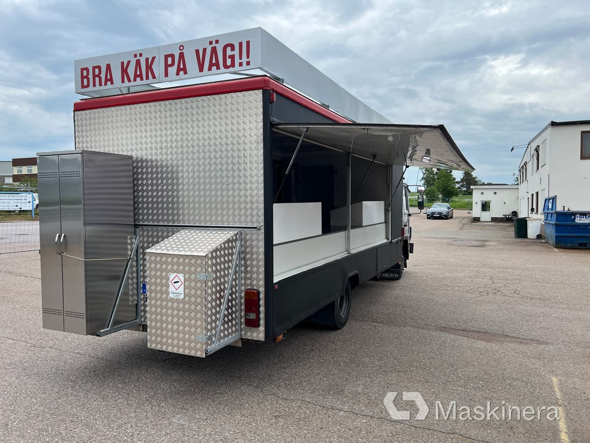Foodtruck Volvo FL611 4X2 - Truk penjual: gambar 5 Foodtruck Volvo FL611 4X2 - Truk penjual: gambar 5