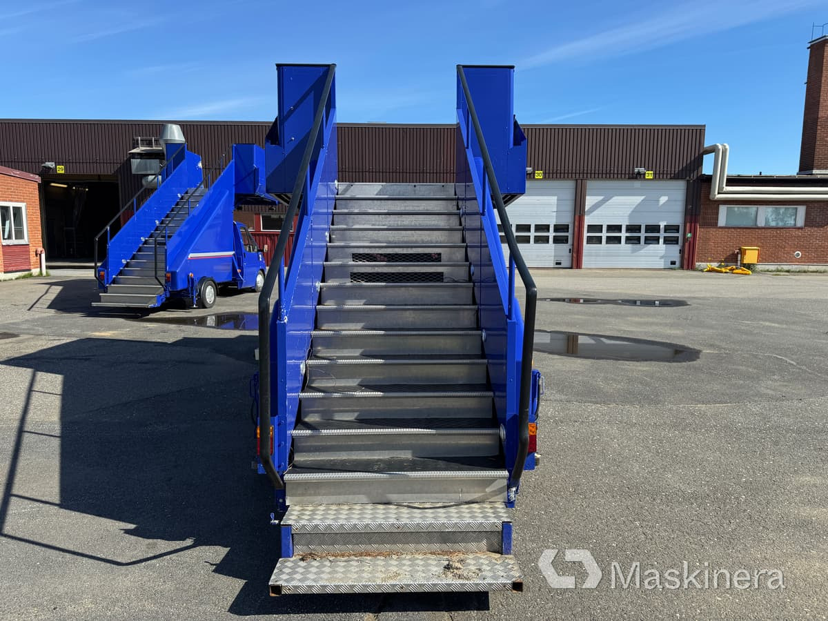 Ford Transit TFGBHL 130 Trappbil Ford Transit TFGBHL - Van panel: gambar 4 Ford Transit TFGBHL 130 Trappbil Ford Transit TFGBHL - Van panel: gambar 4