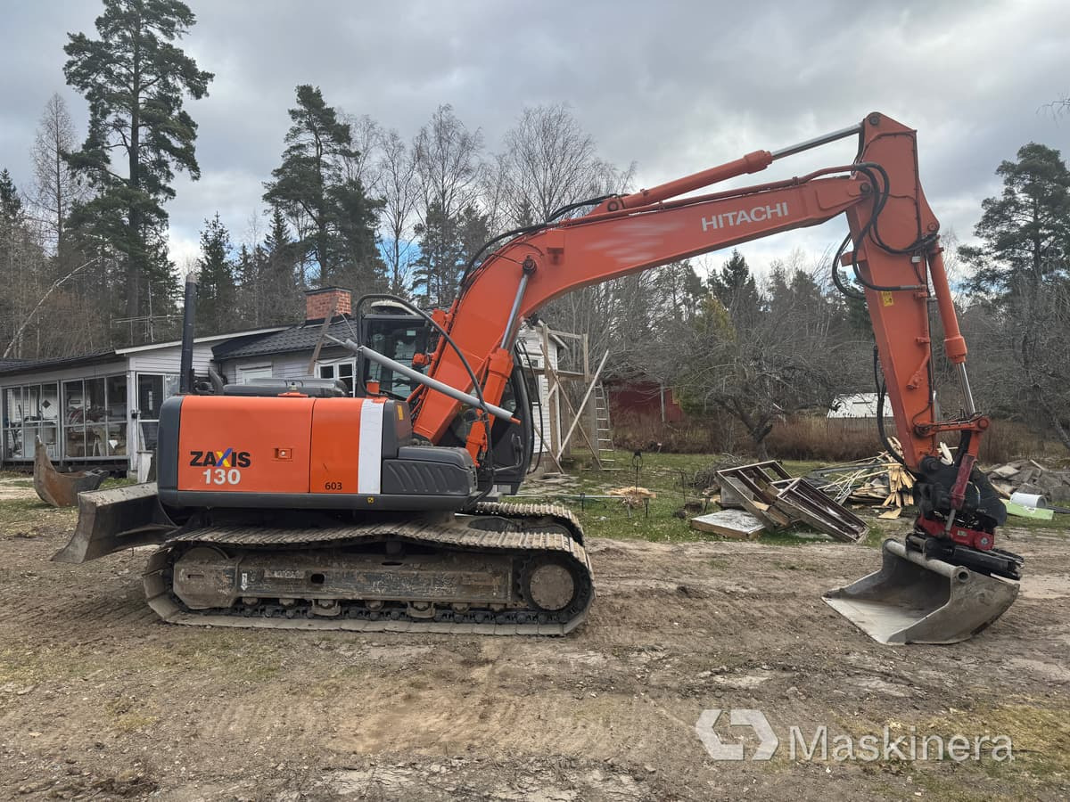 Grävmaskin Hitachi ZX130-3 - Ekskavator perayap: gambar 5 Grävmaskin Hitachi ZX130-3 - Ekskavator perayap: gambar 5