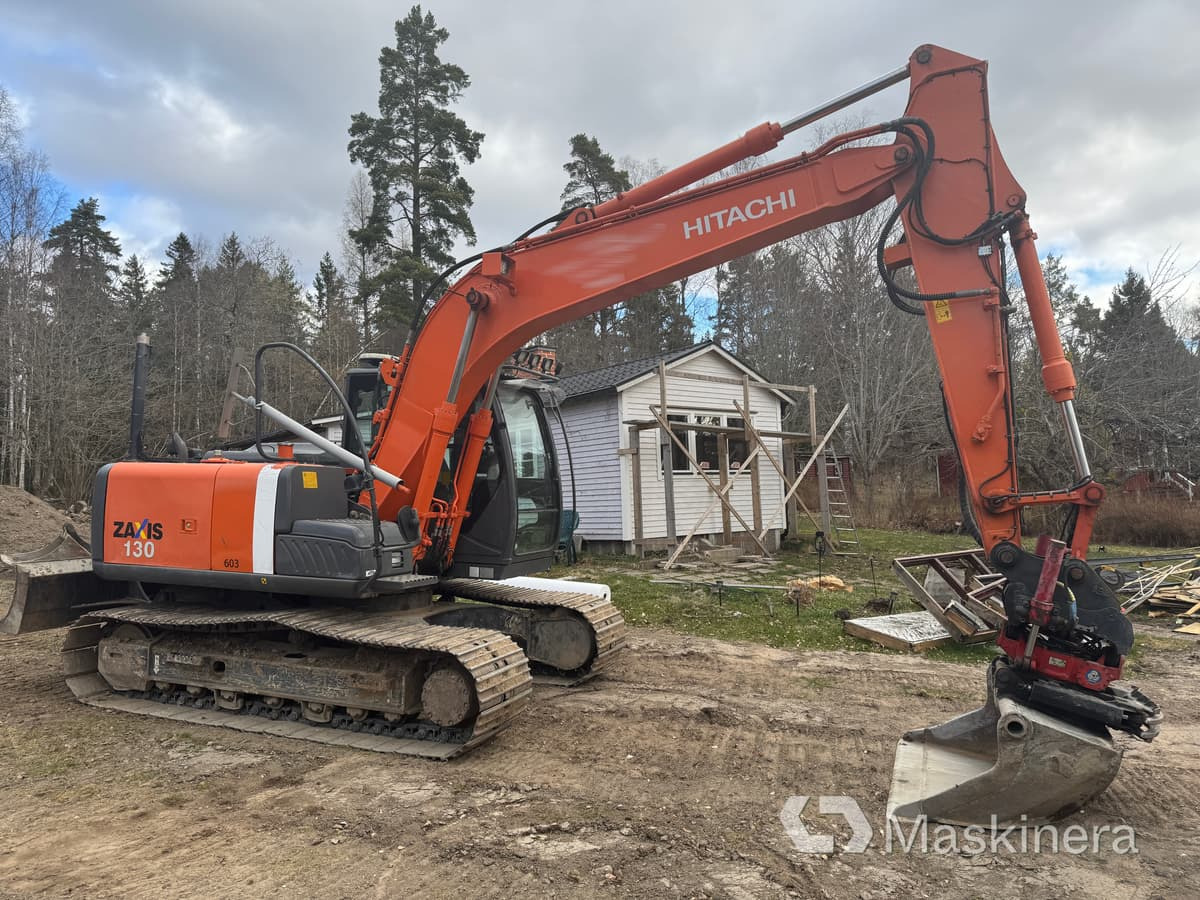 Grävmaskin Hitachi ZX130-3 - Ekskavator perayap: gambar 4 Grävmaskin Hitachi ZX130-3 - Ekskavator perayap: gambar 4