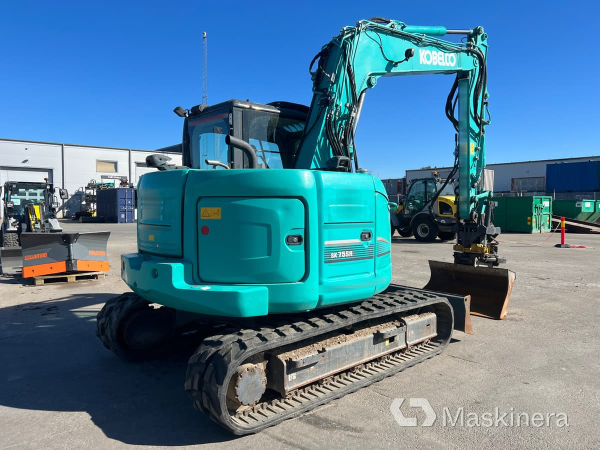Grävmaskin Kobelco SK75SR-3E - Ekskavator perayap: gambar 5 Grävmaskin Kobelco SK75SR-3E - Ekskavator perayap: gambar 5