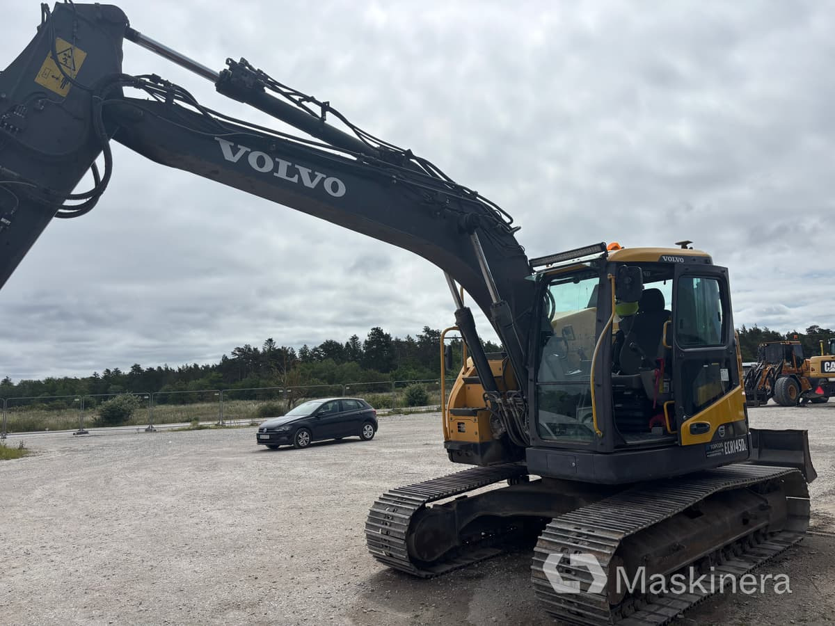 Grävmaskin Volvo ECR145DL - Ekskavator perayap: gambar 2 Grävmaskin Volvo ECR145DL - Ekskavator perayap: gambar 2