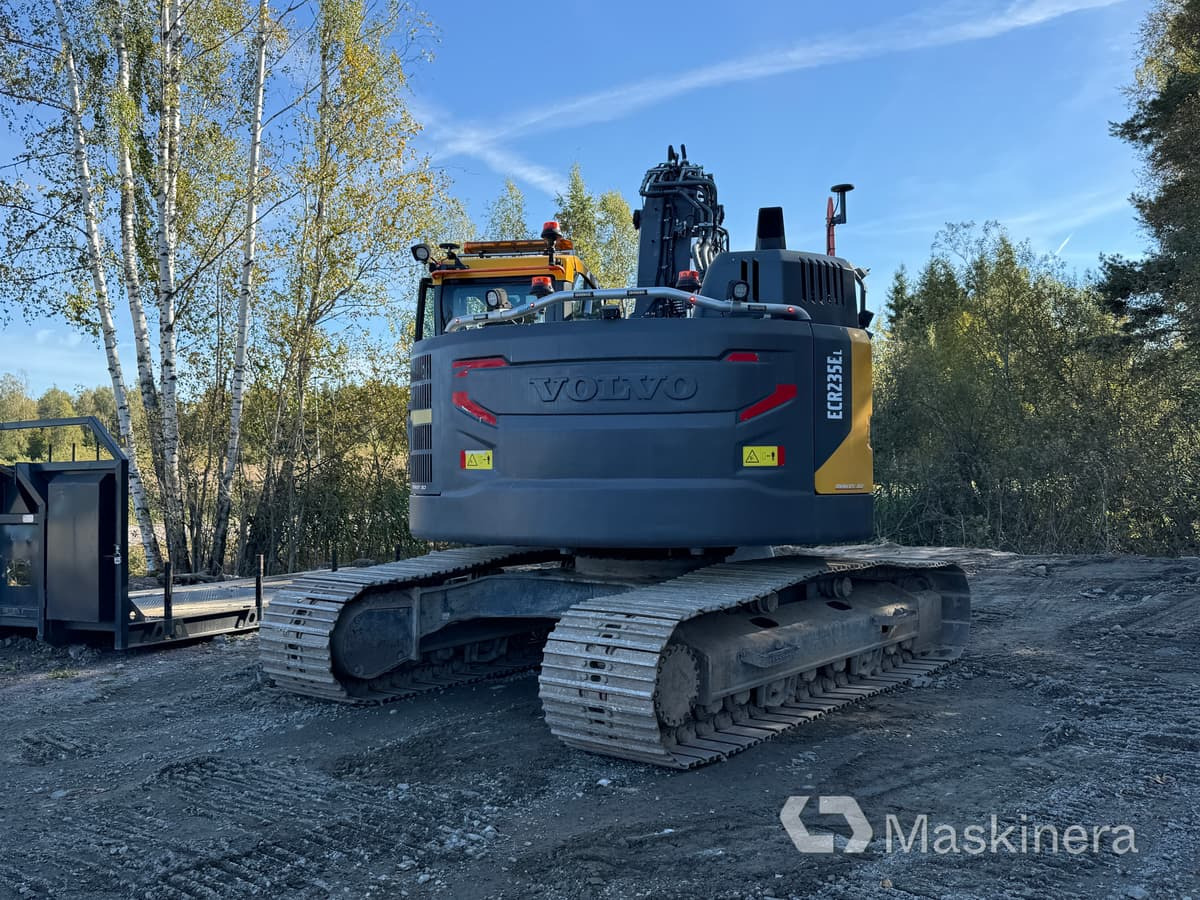 Grävmaskin Volvo ECR235EL - Ekskavator perayap: gambar 3 Grävmaskin Volvo ECR235EL - Ekskavator perayap: gambar 3