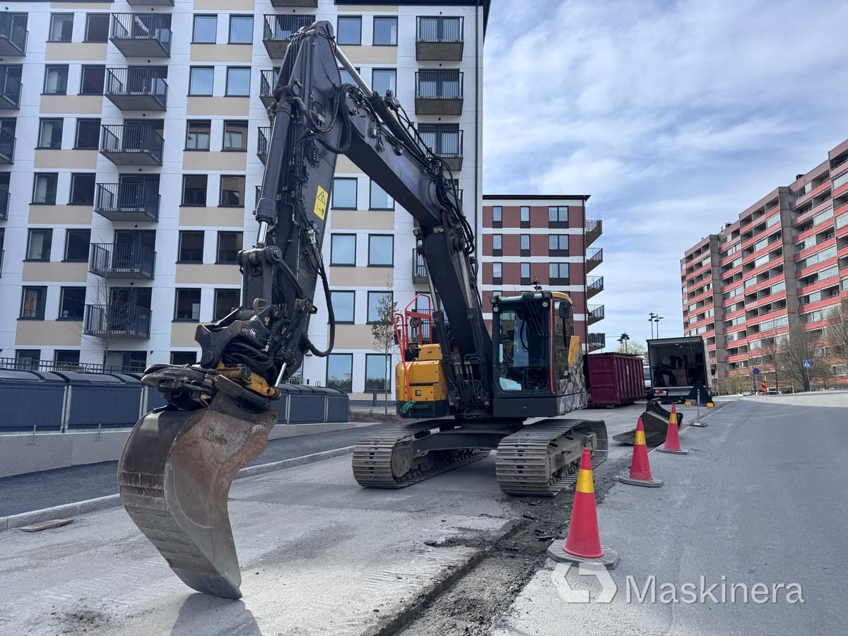 Grävmaskin Volvo ECR235EL - Ekskavator perayap: gambar 2 Grävmaskin Volvo ECR235EL - Ekskavator perayap: gambar 2