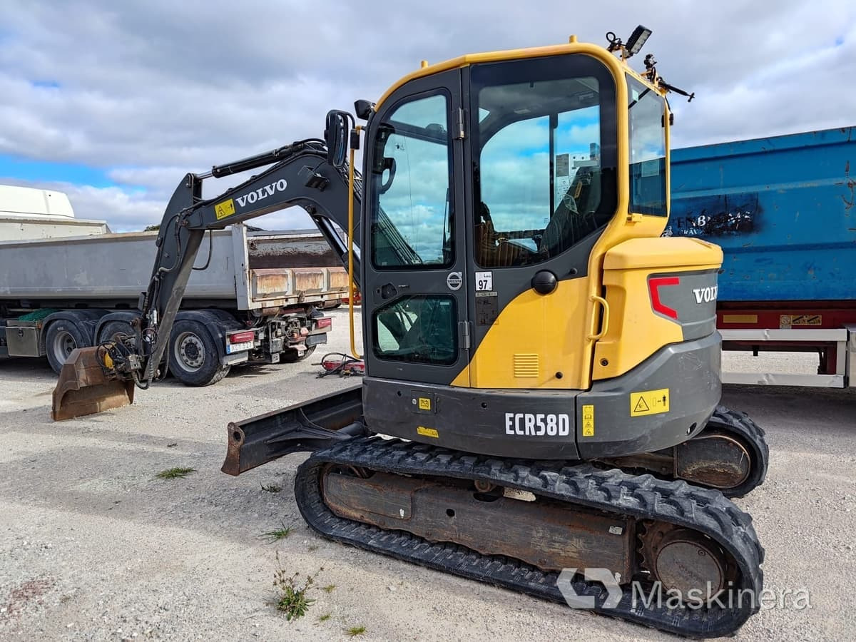 Grävmaskin Volvo ECR58D - Ekskavator perayap: gambar 2 Grävmaskin Volvo ECR58D - Ekskavator perayap: gambar 2