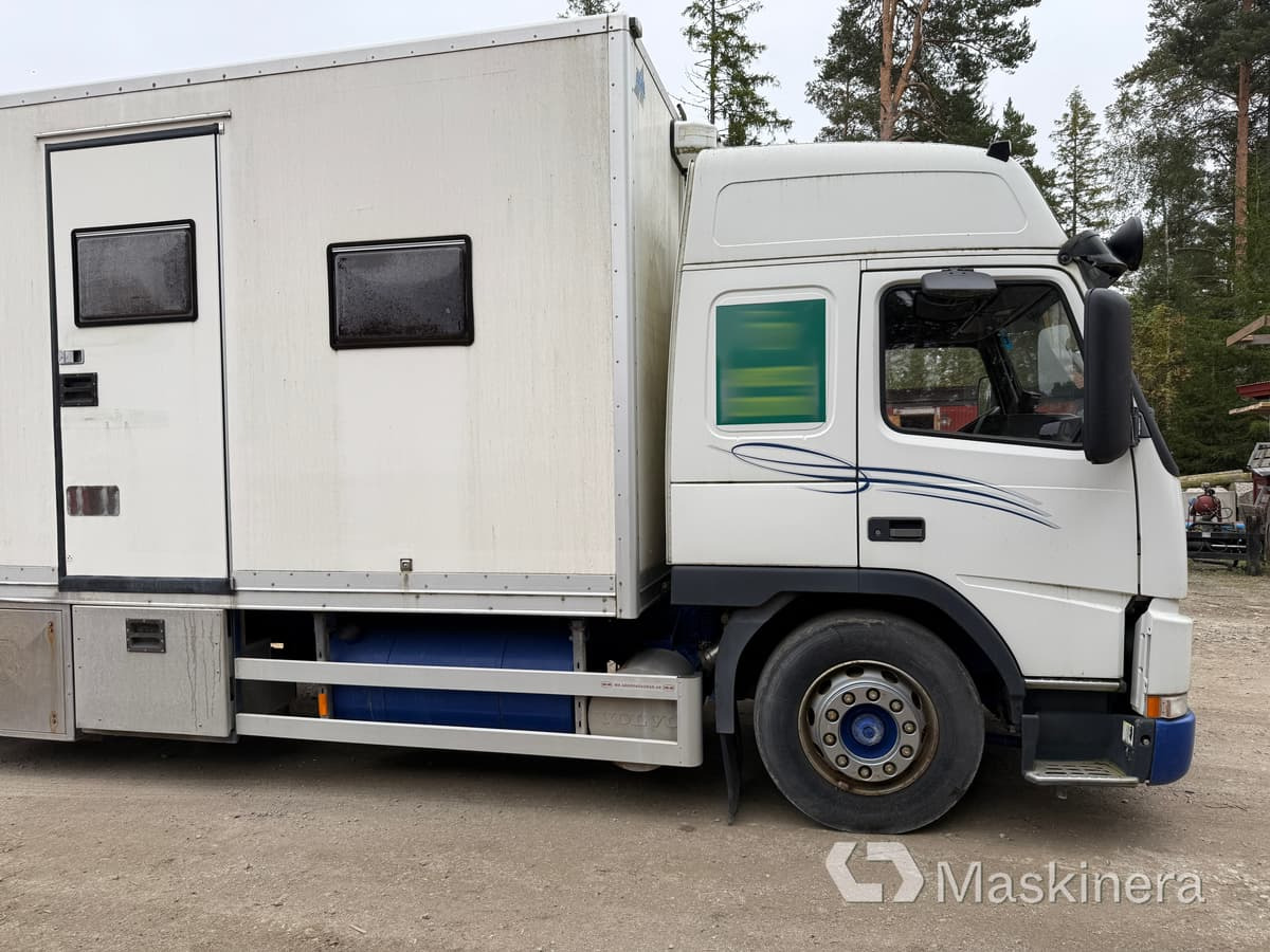 Hästlastbil Volvo FM7 4X2 - Truk pengangkut kuda: gambar 5 Hästlastbil Volvo FM7 4X2 - Truk pengangkut kuda: gambar 5