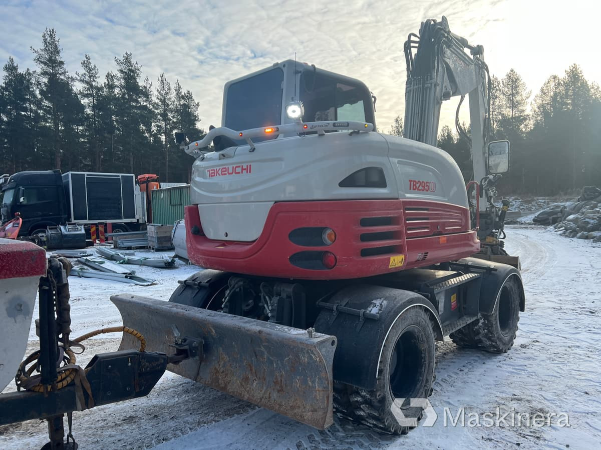 Hjulgrävare Takeuchi TB295W med tillbehör - Ekskavator perayap: gambar 5 Hjulgrävare Takeuchi TB295W med tillbehör - Ekskavator perayap: gambar 5