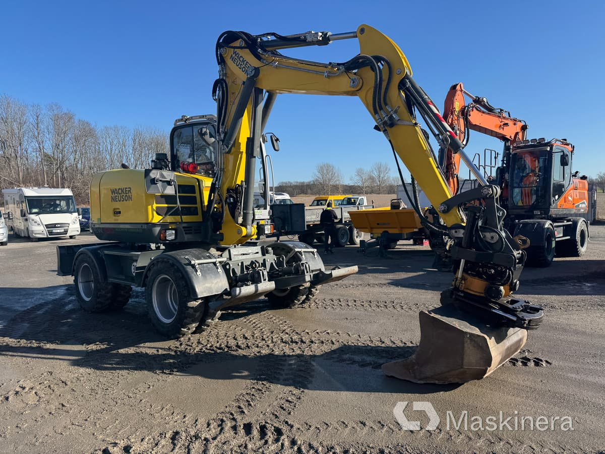 Hjulgrävare Wacker Neuson EW100 - Ekskavator perayap: gambar 3 Hjulgrävare Wacker Neuson EW100 - Ekskavator perayap: gambar 3