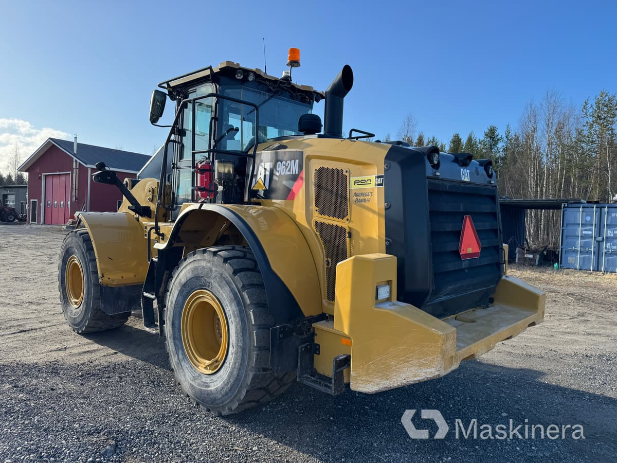 Hjullastare Cat 962M med skopa - Wheel loader: gambar 3 Hjullastare Cat 962M med skopa - Wheel loader: gambar 3