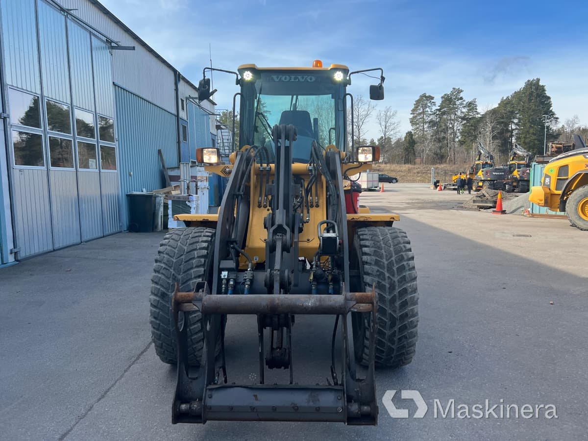 Hjullastare Volvo L35B - Wheel loader: gambar 2 Hjullastare Volvo L35B - Wheel loader: gambar 2