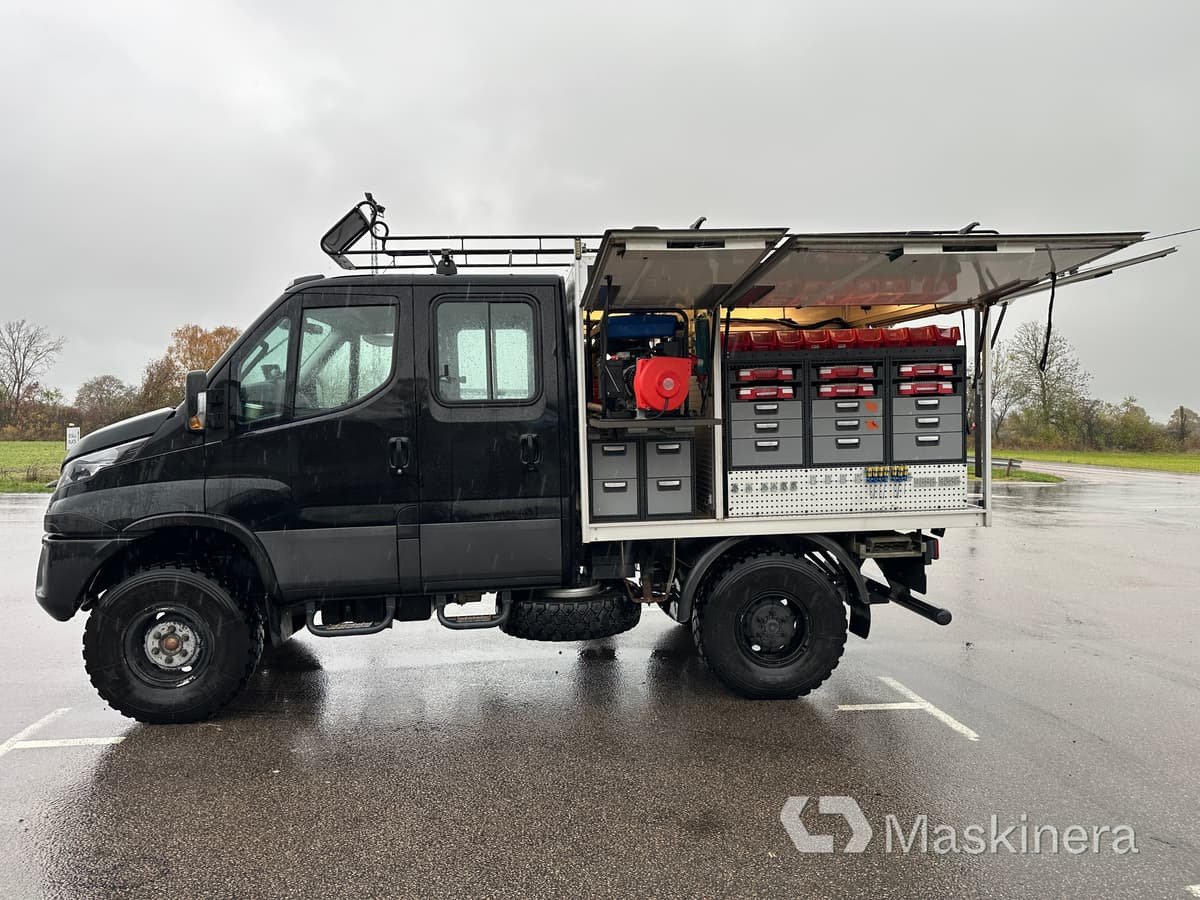 Iveco Daily 55-180 4x4 3.0 Arbetsbil Iveco Daily 4x4 3.0 - Van panel: gambar 2 Iveco Daily 55-180 4x4 3.0 Arbetsbil Iveco Daily 4x4 3.0 - Van panel: gambar 2