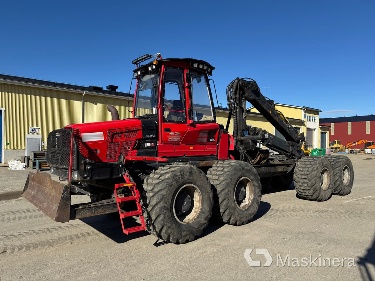 Komatsu 895 Forwarder Skotare Komatsu 895 - Forwarder: gambar 1 Komatsu 895 Forwarder Skotare Komatsu 895 - Forwarder: gambar 1