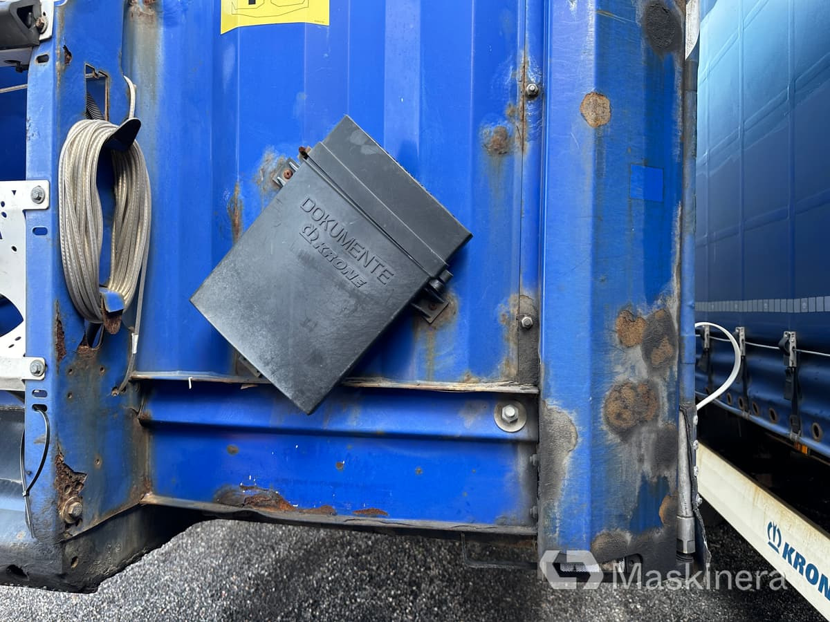 Krone SD Kapelltrailer Krone - Semi-trailer dengan terpal samping: gambar 4 Krone SD Kapelltrailer Krone - Semi-trailer dengan terpal samping: gambar 4