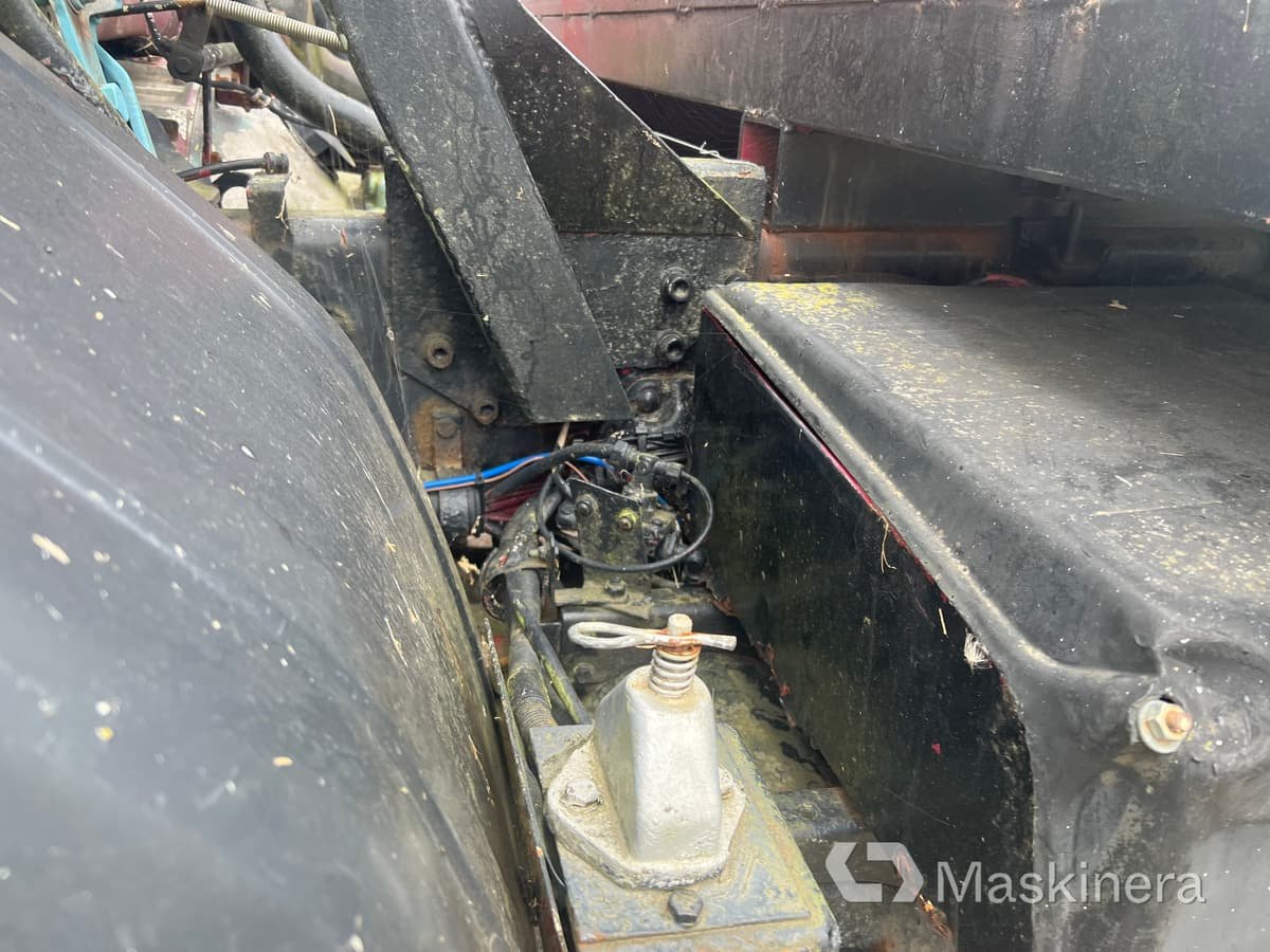 Lastbil Scania P112 M 6x2 - Truk flatbed: gambar 4 Lastbil Scania P112 M 6x2 - Truk flatbed: gambar 4