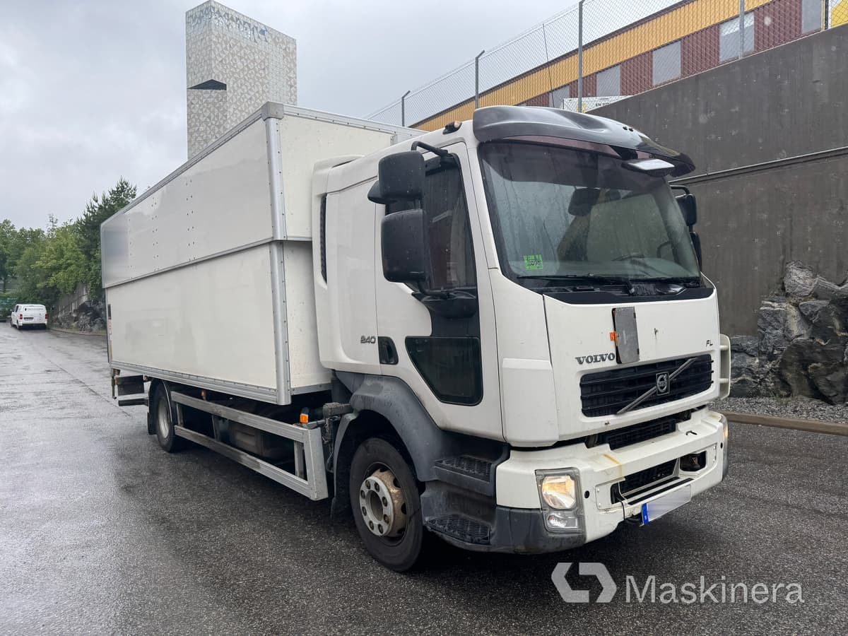 Lastbil Volvo FL-240 4X2 - Truk box: gambar 3 Lastbil Volvo FL-240 4X2 - Truk box: gambar 3