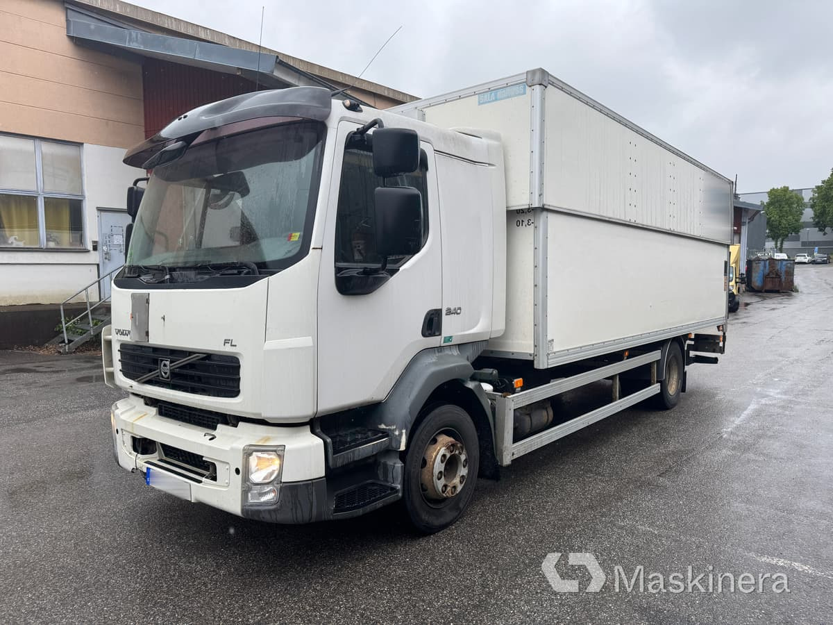 Lastbil Volvo FL-240 4X2 - Truk box: gambar 1 Lastbil Volvo FL-240 4X2 - Truk box: gambar 1