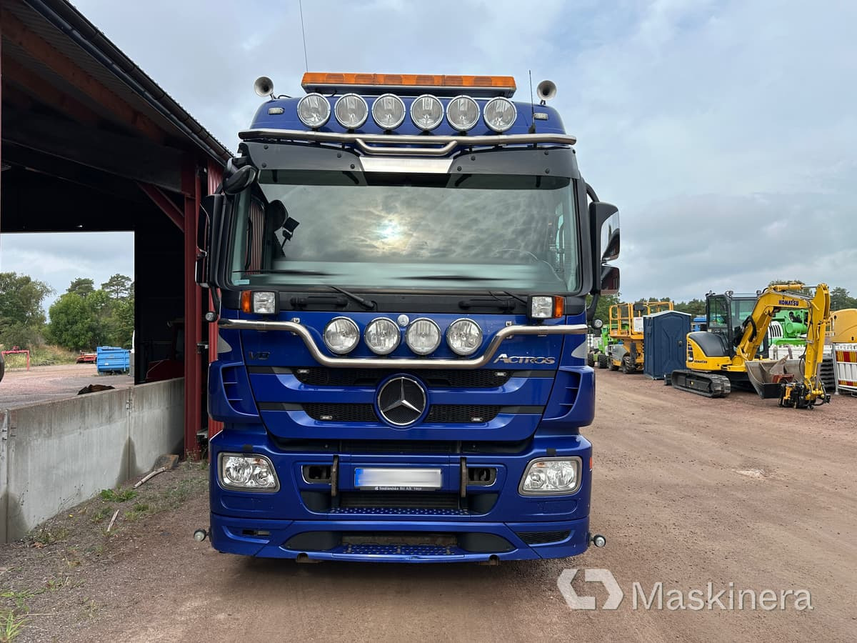 Mercedes Benz 930.24 3260L Krokbil Mercedes Benz 3260L med Cameleont - Hook lift: gambar 2 Mercedes Benz 930.24 3260L Krokbil Mercedes Benz 3260L med Cameleont - Hook lift: gambar 2