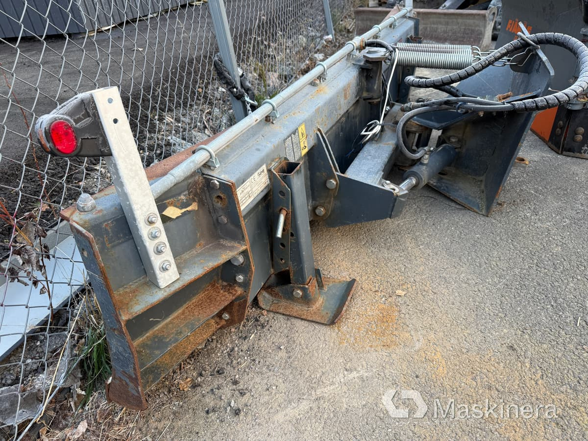 Sami A410365 Schaktblad / Snöplog 2500mm med Avantfäste - Bajak salju: gambar 2 Sami A410365 Schaktblad / Snöplog 2500mm med Avantfäste - Bajak salju: gambar 2