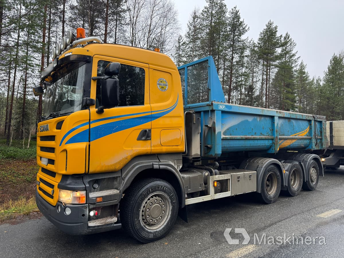 Scania R500LB8X4*4HHA Kassett bil Scania R500 tridem med vagn - Truk jungkit: gambar 1 Scania R500LB8X4*4HHA Kassett bil Scania R500 tridem med vagn - Truk jungkit: gambar 1