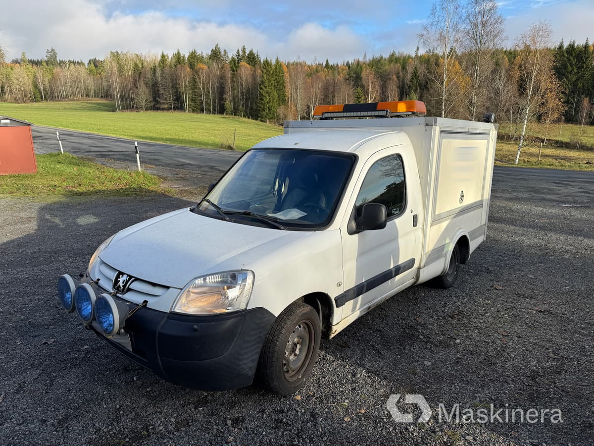 Skåpbil Peugeot Partner 1.6 HDI - Van kecil: gambar 1 Skåpbil Peugeot Partner 1.6 HDI - Van kecil: gambar 1