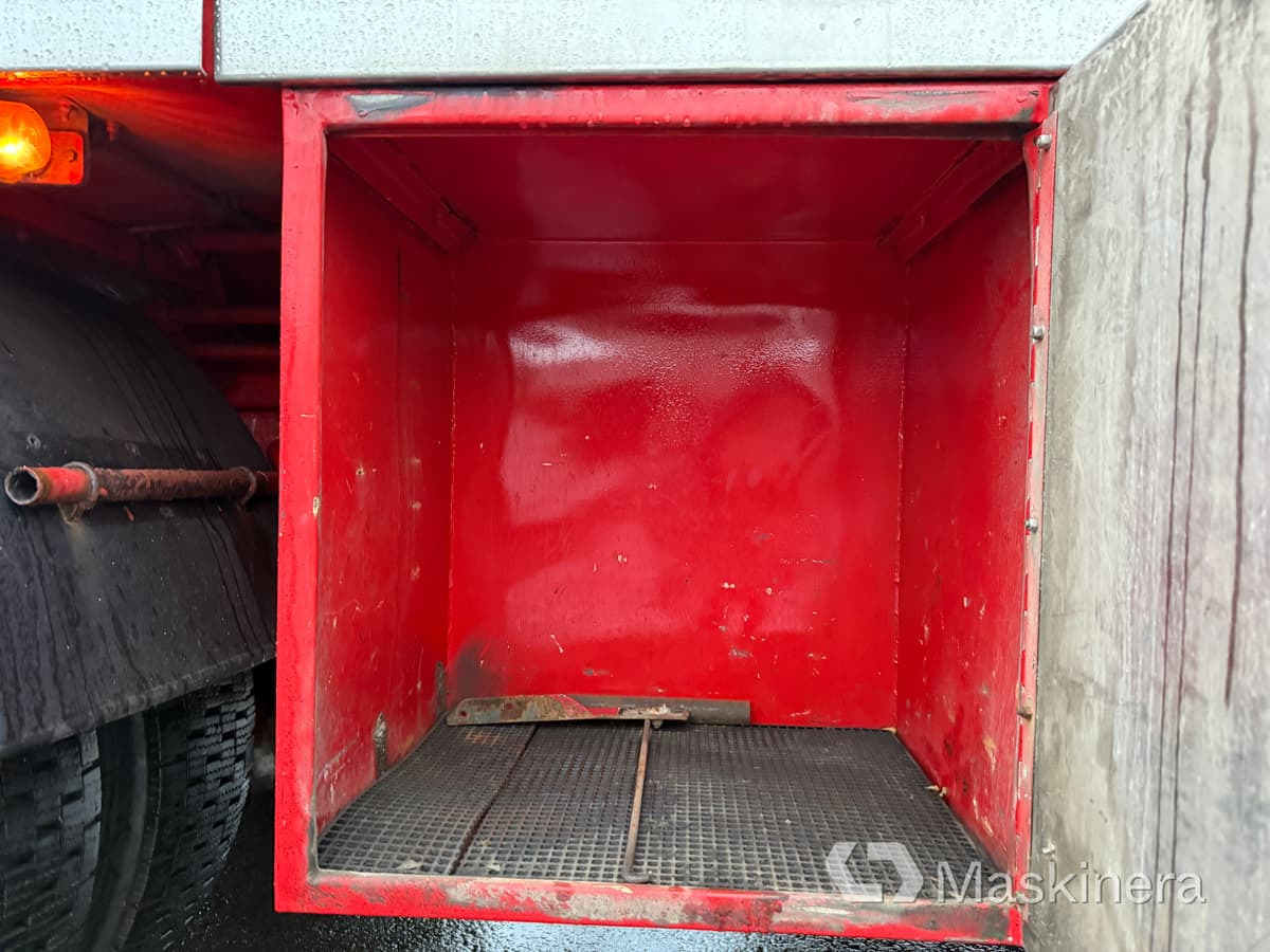 Truk vakum Slamsug / Spolbil Volvo FL10 4X2: gambar 33 Truk vakum Slamsug / Spolbil Volvo FL10 4X2: gambar 33