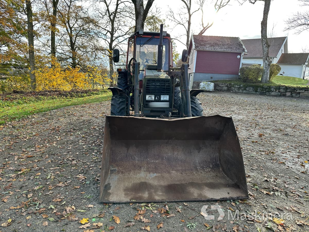 Traktor Valmet 405-4 med frontlastare - Traktor: gambar 2 Traktor Valmet 405-4 med frontlastare - Traktor: gambar 2